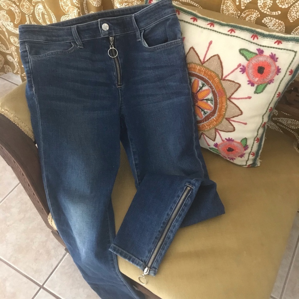 Joe’s Jeans with ankle zippers EUC